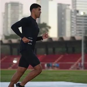 Dr. Victor Hugo (CRN-3 61864), Nutricionista Esportivo e Triatleta em seu consultório na Clínica Innvicto na Vila Olímpia, São Paulo